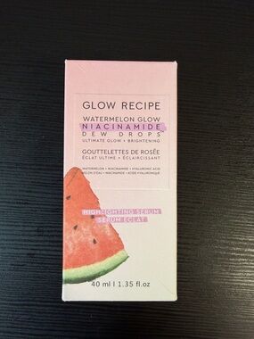 Glow Recipe Watermelon Glow Highlighting Serum - Pink & Green Accents